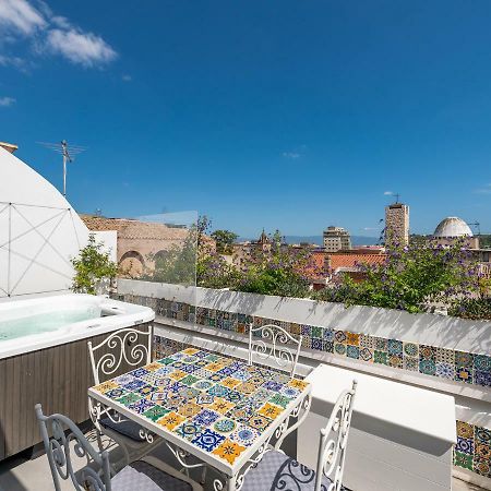 "Bea'S Terrace" - Private Jacuzzi And Panoramic Rooftop In The City Centre Κάλιαρι Εξωτερικό φωτογραφία