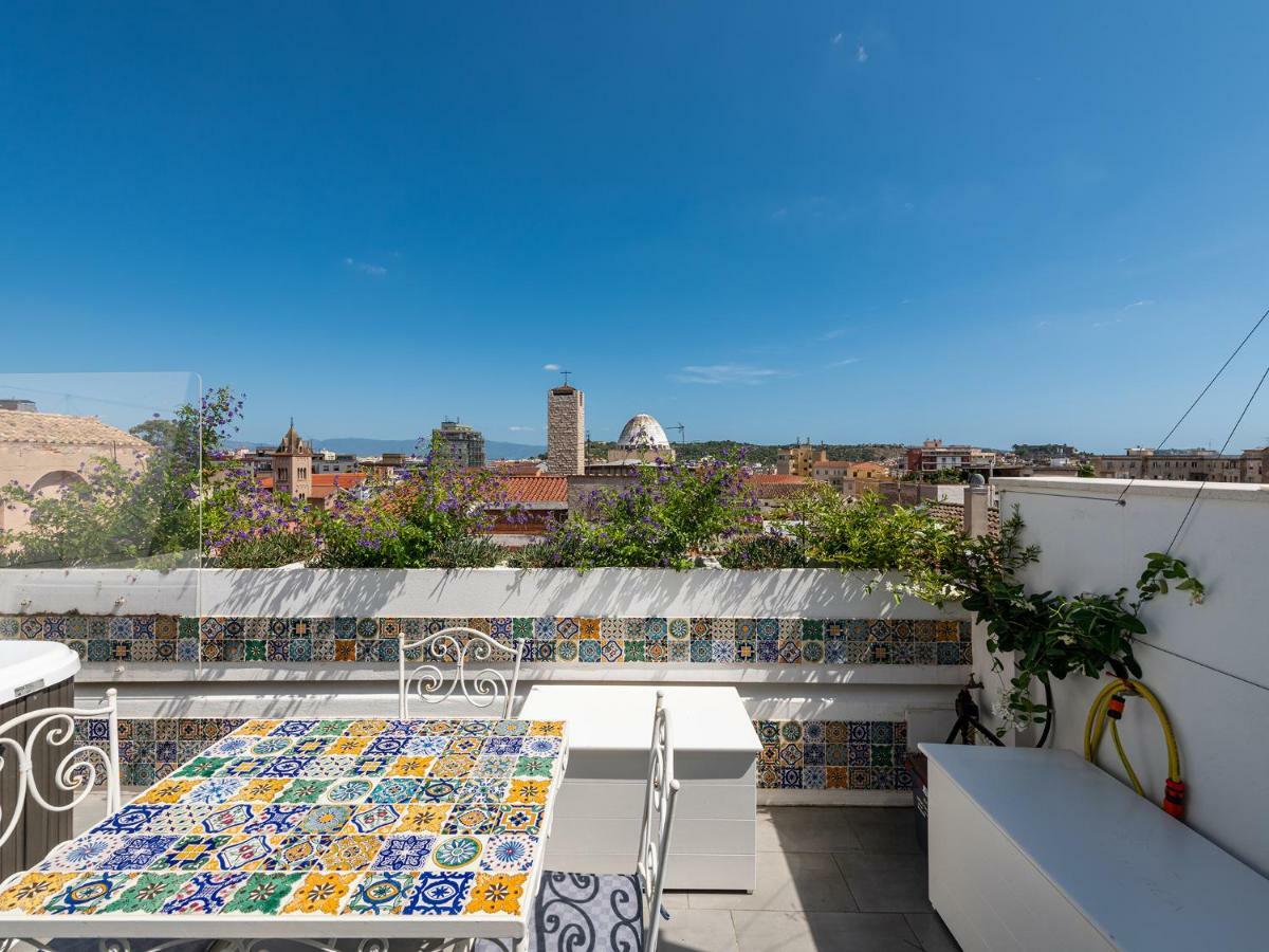 "Bea'S Terrace" - Private Jacuzzi And Panoramic Rooftop In The City Centre Κάλιαρι Εξωτερικό φωτογραφία